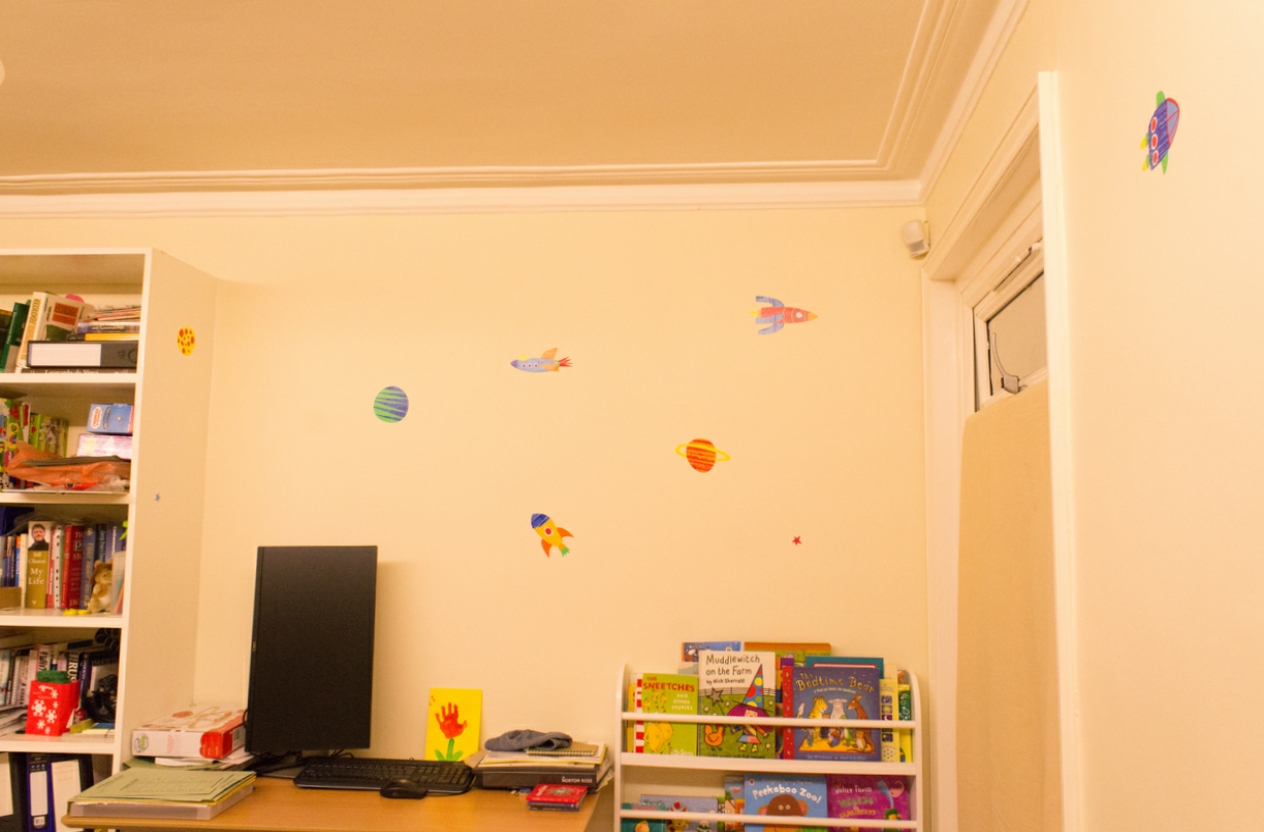 Sample from DeepBlending - playroom