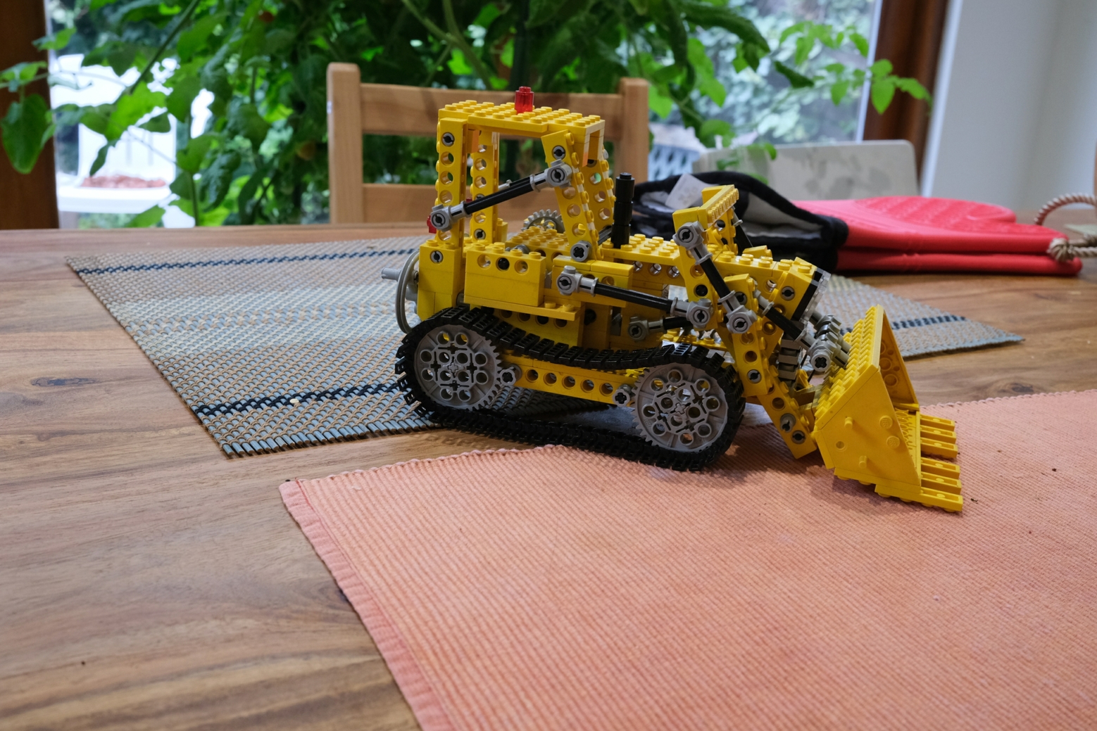 Sample from Mip-NeRF 360 - kitchen